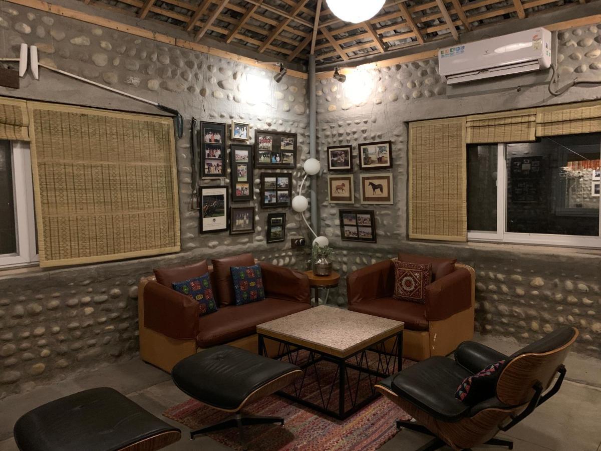 Anand At The Satluj Hotel Anandpur Sāhib Exterior foto