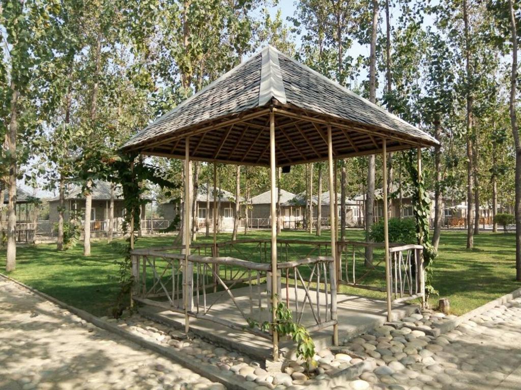 Anand At The Satluj Hotel Anandpur Sāhib Exterior foto